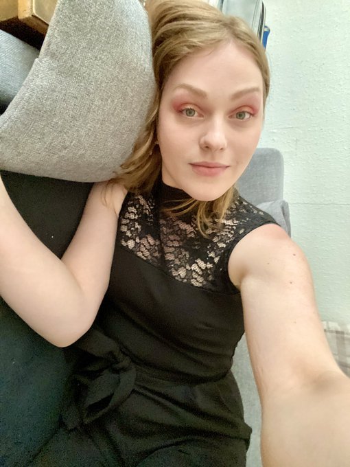 Victoria_Chris5's tweet photo. Still feeling sleepy 😴 https://t.co/3dKM23i0dN