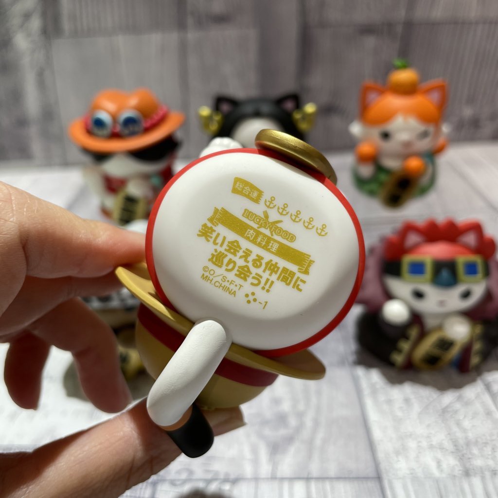 おすすめ】 MEGA CAT PROJECT ワンピース ニャンピースニャーン