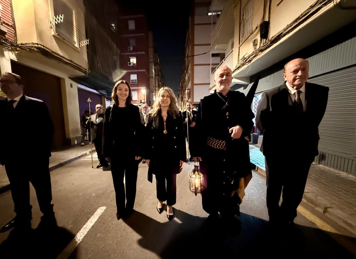 nuria_llopisb's tweet image. Ayer estuvimos con los amigos y amigas de la la Hermandad de la Coronación de Espinas de Ntro. Sr. Jesucristo

Gracias por dejarnos participar en un día tan especial para vosotros y vosotras. 🥰