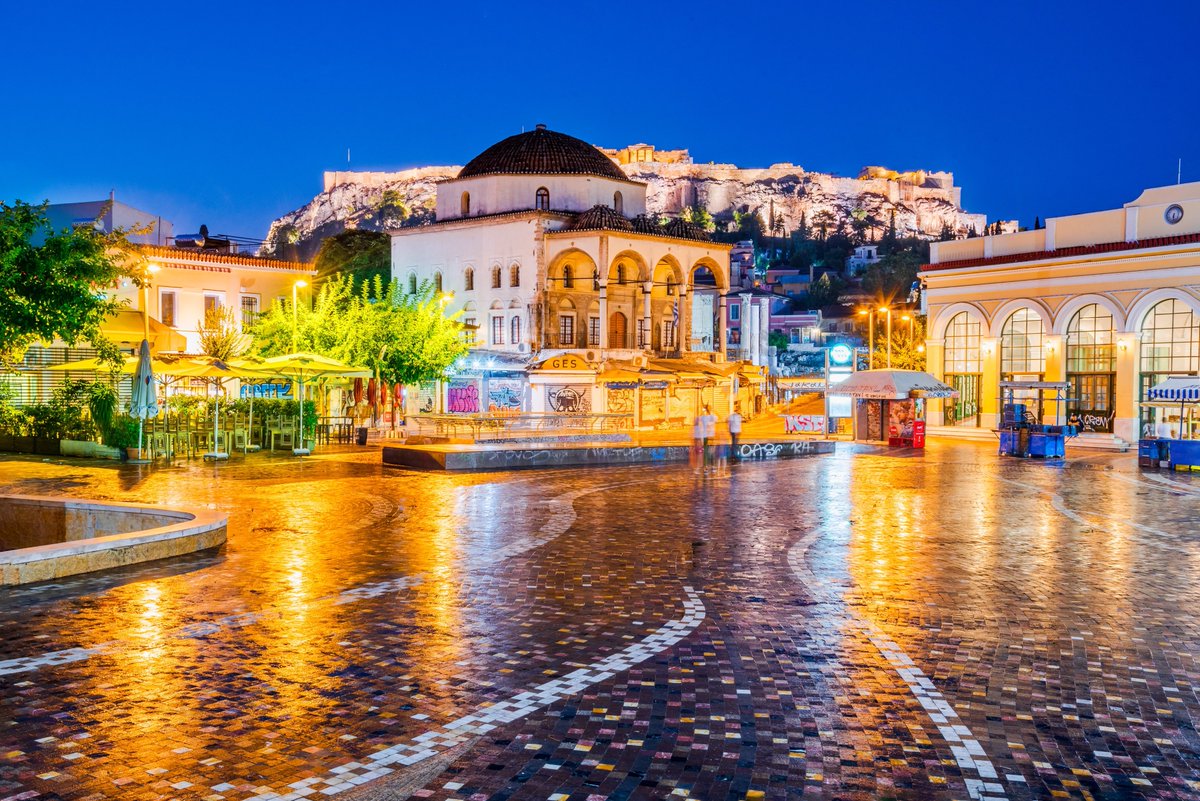 GreekMood's tweet photo. Golden hour in the heart of Athens ✨ Monastiraki Square glowing under the Acropolis — where ancient legends meet lively nights.
#Monastiraki #AthensByNight #GreeceVibes #AcropolisView #HistoricAthens #CityLights #GreekCulture #TravelGreece #PlakaVibes #WanderAthens https://t.co/Qik0PjdiOd