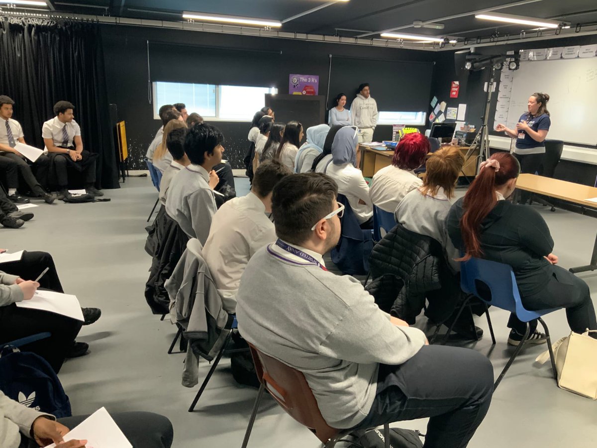 Cant_sixthform's tweet image. In our @Cant_sixthform @cantonianhs final week of the Spring Term, 28 Yr 12s engaged in First Aid training as part of Enrichment Day 4 #Certified Budgeting and Skills talks from @UniSouthWales and @cardiffmet and Yr 13s led and ran the Sixth Form stall at our Careers Fayre #Busy