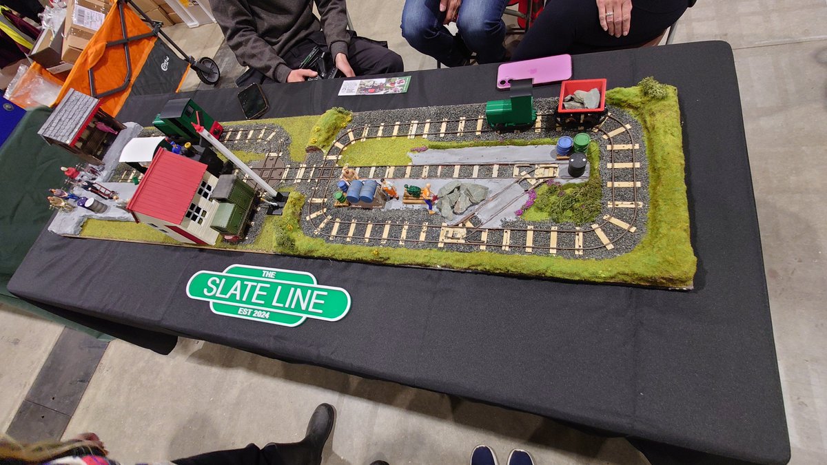 Passenger Action (@passengeraction) on Twitter photo <a href="/lawrenceofthe/">LawrenceoftheATeam</a> <a href="/association16mm/">16mm NGM Official</a> Blimey I missed loads of folks yesterday.
This little marvel fascinated the kids as to how anything went around the right corners at all. <a href="/lawrenceofthe/">LawrenceoftheATeam</a> <a href="/association16mm/">16mm NGM Official</a> Blimey I missed loads of folks yesterday.
This little marvel fascinated the kids as to how anything went around the right corners at all.