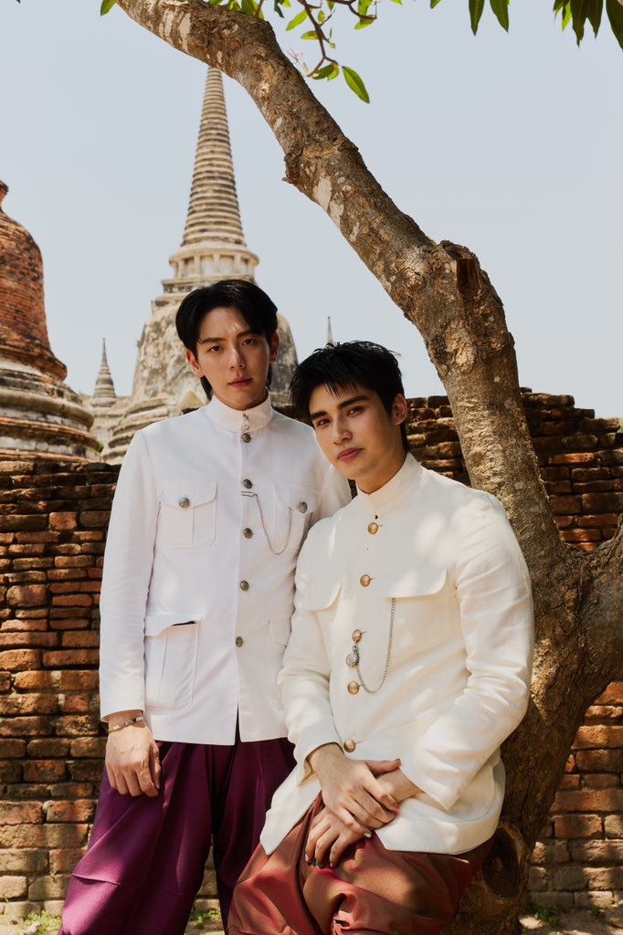 uppoompat's tweet photo. สวัสดีปีใหม่ไทยนะครับผม 🙏🏻😗 https://t.co/fsWcmzUWxQ