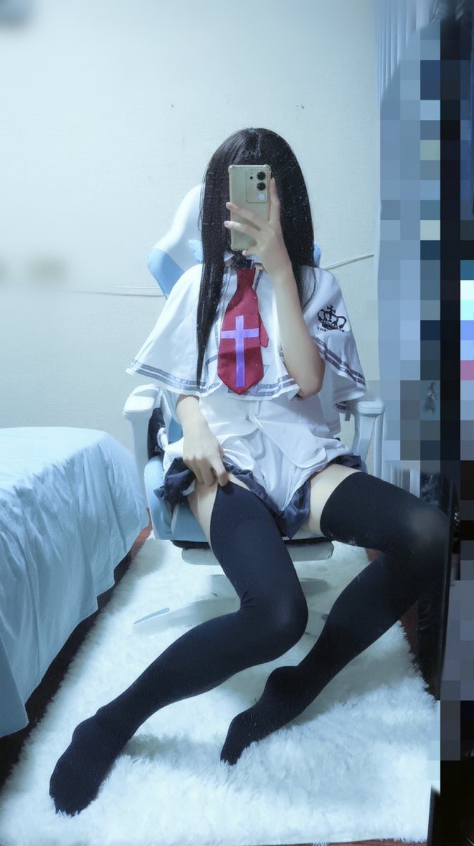 etha_penny89469's tweet photo. 見た目が小学生のパンツ需要ありますか？＞＜ https://t.co/wvRV96U0OS