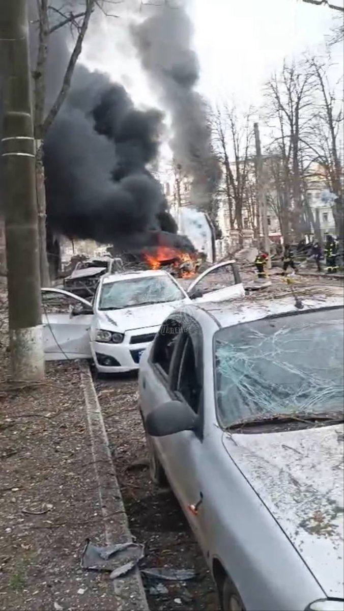 “Many” killed in a Russian ballistic missile strike on the center of the Ukrainian city of Sumy as residents were heading to church for Palm Sunday services, local officials say. One of the missiles apparently hit a trolley bus.  
Unable to advance much on the battlefield, Russia