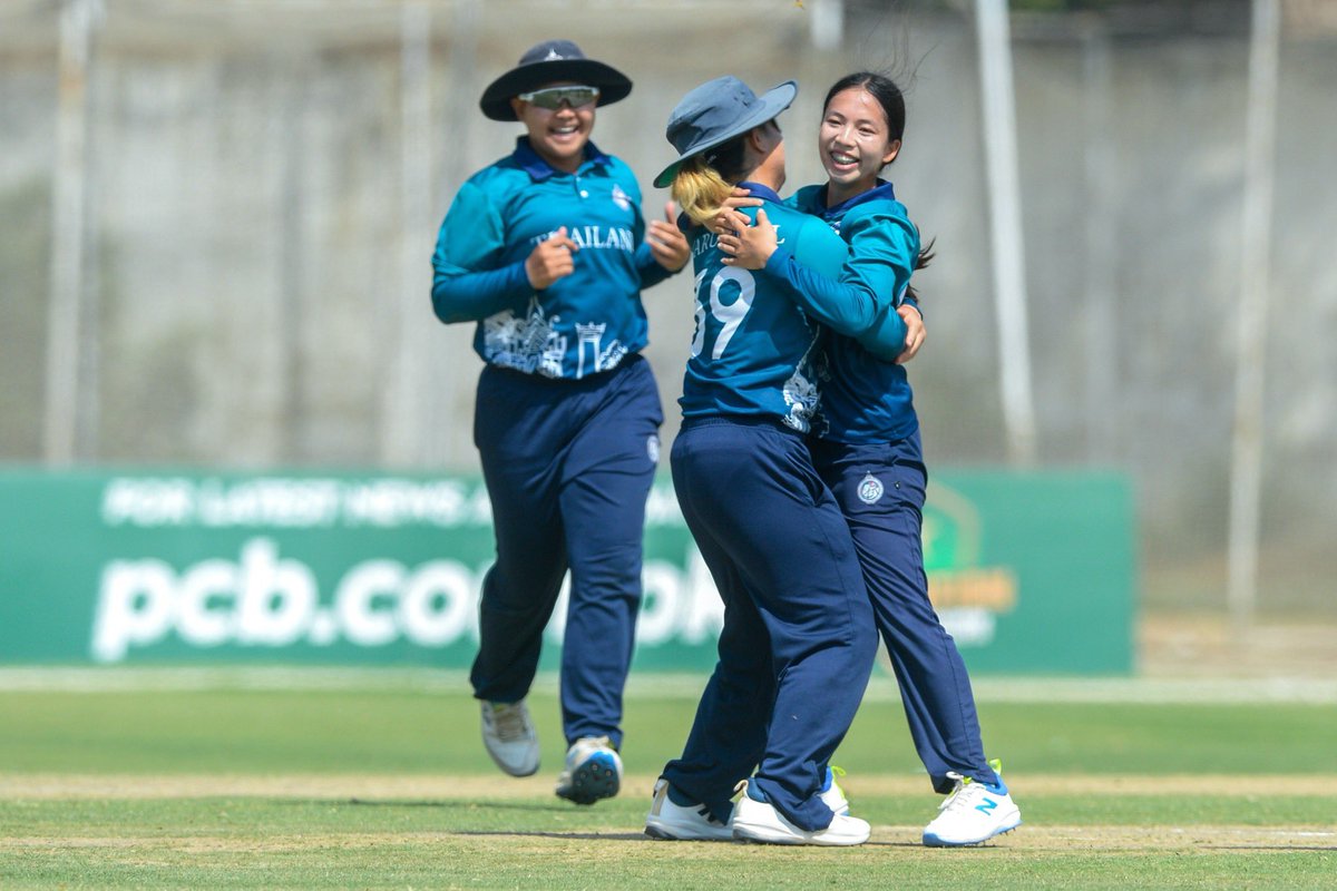 ThailandCricket's tweet photo. Glimpses of the  @CricketScotland Women vs  Thailand Women fixture . 

#ICCWomensWorldCup #qualifier  #match6 #thailandvsscotland #1stInnings

📸 @ICC https://t.co/4ypw9TPAzL