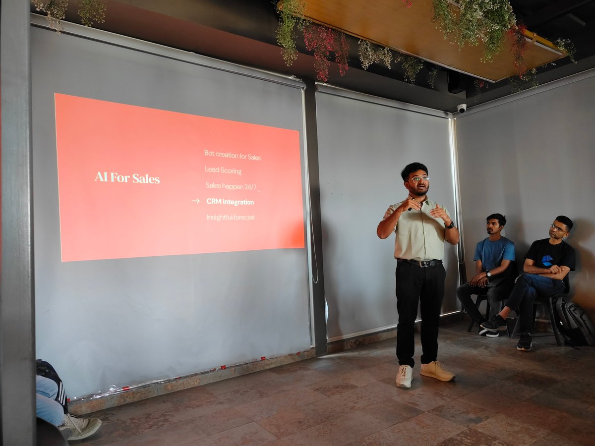 AumOza25450's tweet photo. Attended a fantastic in-person meetup by @codebasicshub
Here are some golden insights every AI enthusiast and tech professional should take note of:
#AI #datasciencecareer https://t.co/B0o1VN6MCy