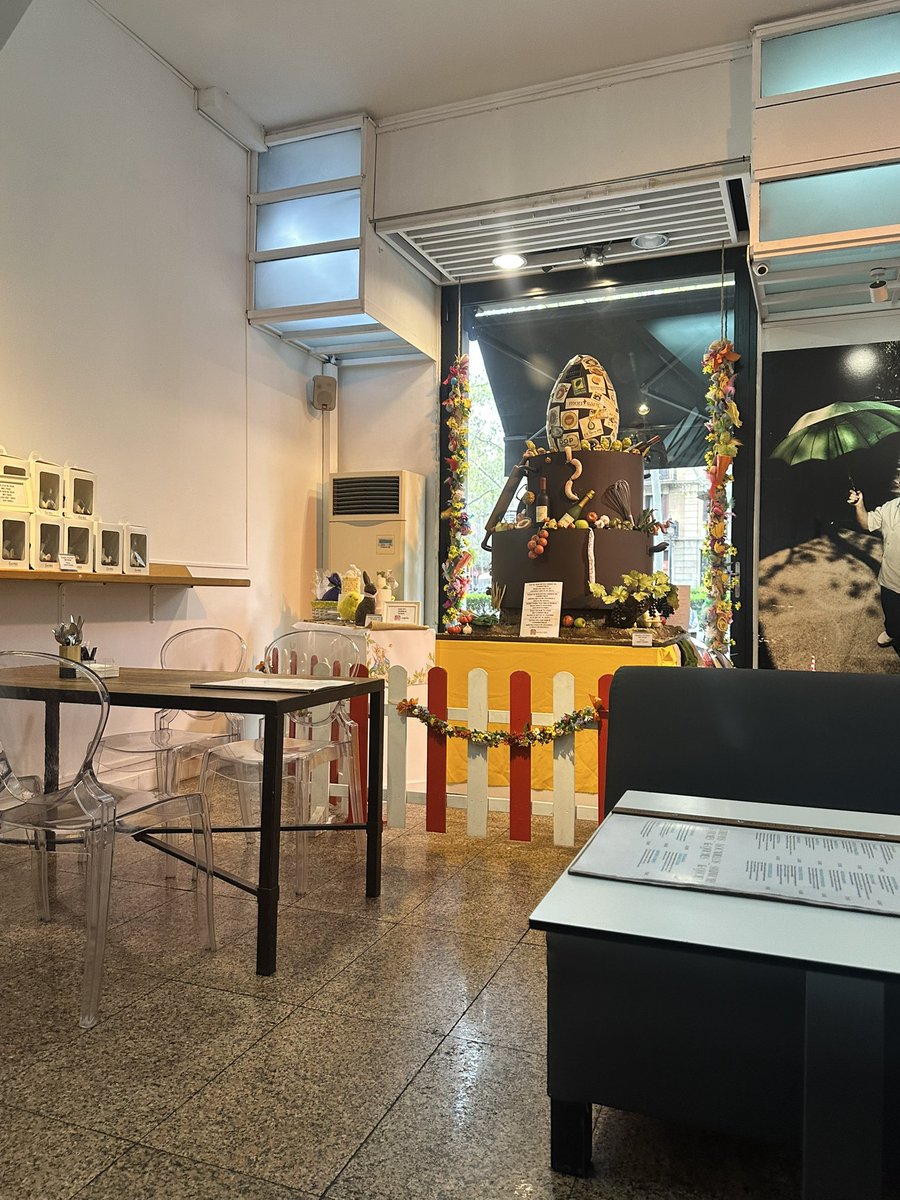 abelmmaia's tweet image. Das melhores pastelarias em que alguma vez estive… #escribá #barcelona