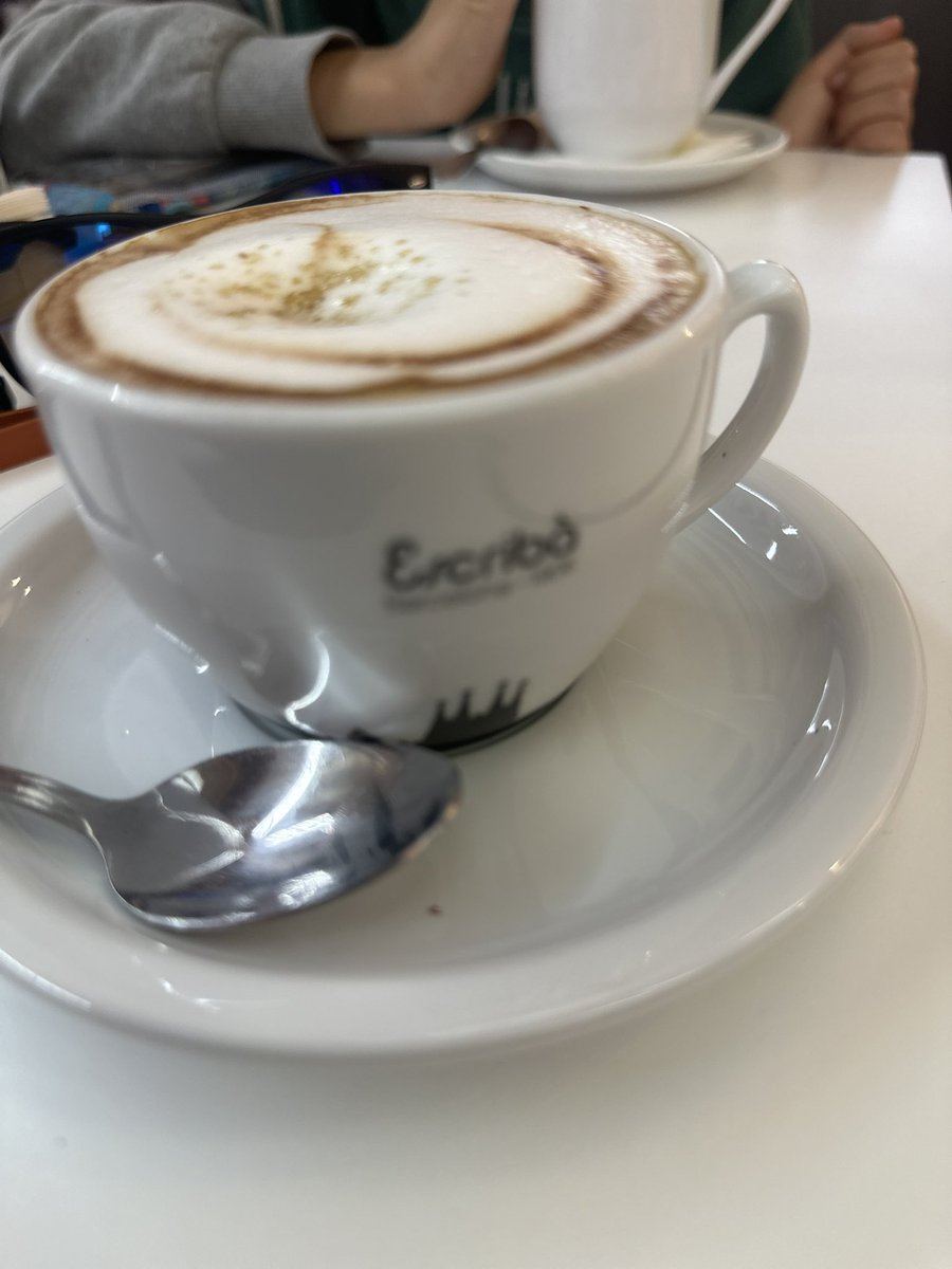 abelmmaia's tweet image. Das melhores pastelarias em que alguma vez estive… #escribá #barcelona