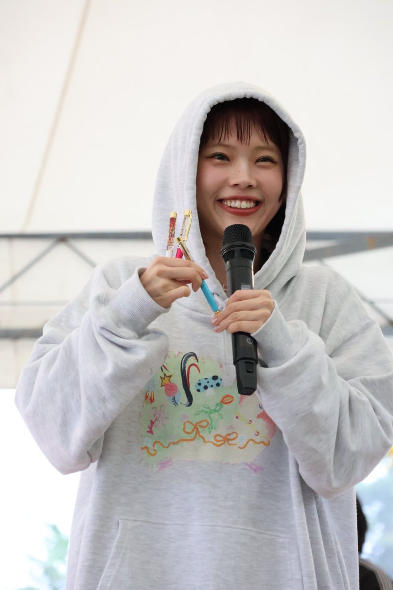 DayDayライブ、アイナちゃんが凄かったと絶賛されてて嬉しくて、たくさん♡おしちゃった
アイナちゃん大好きだよー♡