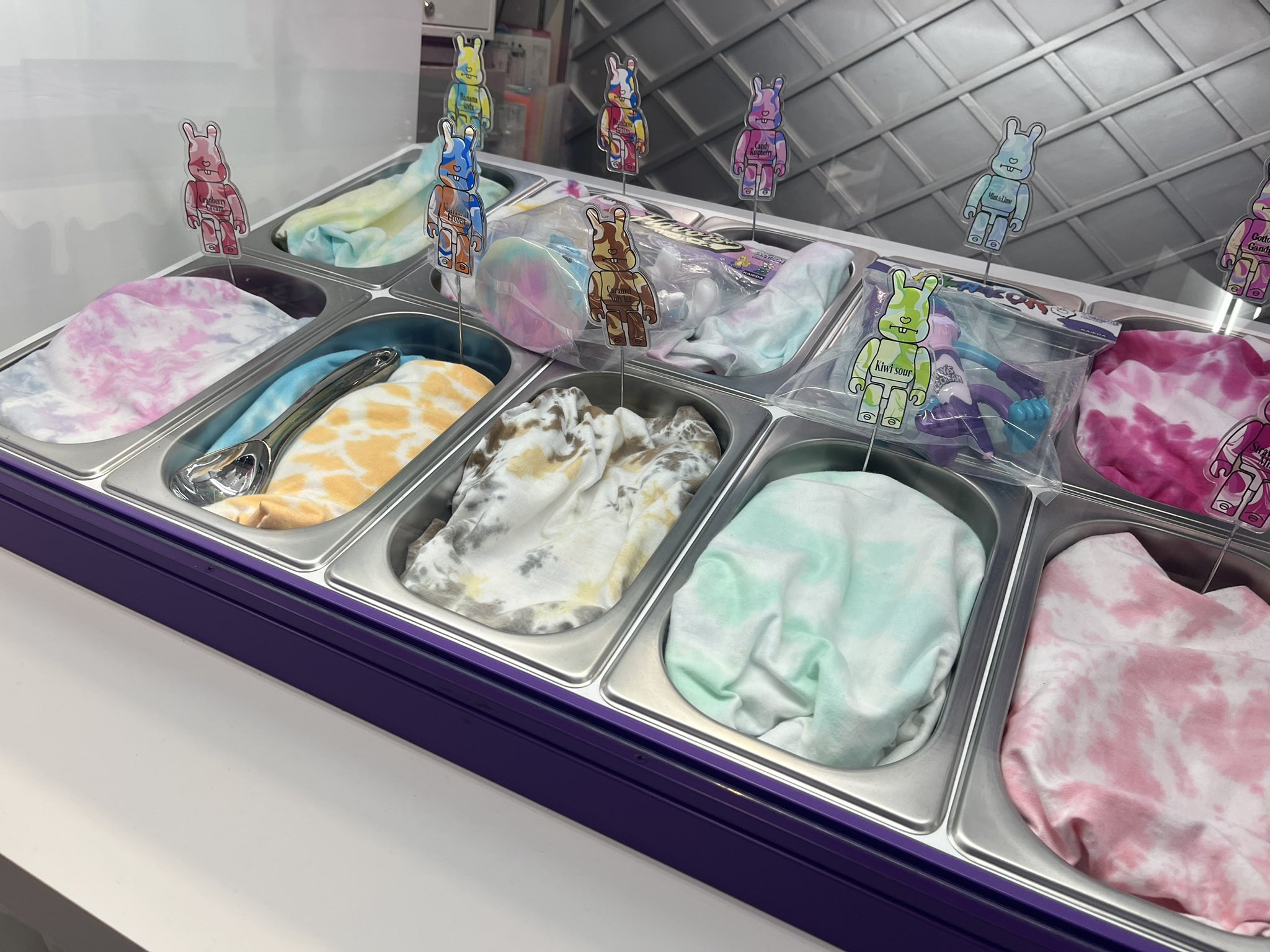 沖縄限定MUNCH MARKET lilysicecream 沖縄限定MUNCH MARKET lilysicecream Lily'sIcecream