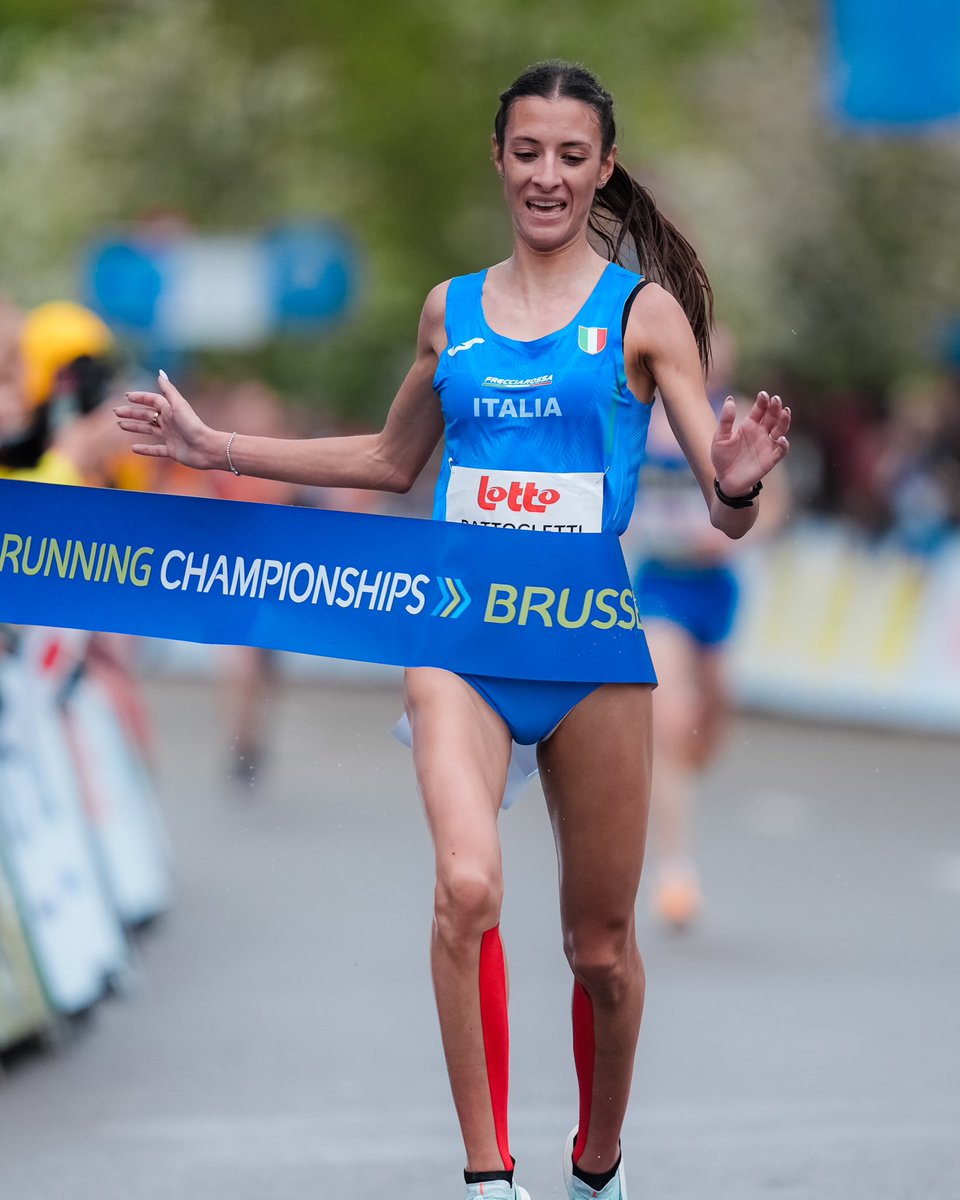 Atletica Italiana (@atleticaitalia) on Twitter photo ๐๐๐๐๐ ๐๐๐๐๐๐๐๐๐๐๐ ๐๐๐๐๐๐๐๐๐๐๐ ๐โ๐๐๐๐๐๐ ๐๐๐ ๐๐ ๐๐ ๐๐ ๐๐๐๐๐๐
๐ฅ
Battocletti trionfa a Lovanio (Belgio) con il record italiano di 31:10, รจ il quarto titolo europeo in meno di un anno in tre superfici diverse (pista, cross, strada) ๐๐๐๐๐ ๐๐๐๐๐๐๐๐๐๐๐ ๐๐๐๐๐๐๐๐๐๐๐ ๐โ๐๐๐๐๐๐ ๐๐๐ ๐๐ ๐๐ ๐๐ ๐๐๐๐๐๐
๐ฅ
Battocletti trionfa a Lovanio (Belgio) con il record italiano di 31:10, รจ il quarto titolo europeo in meno di un anno in tre superfici diverse (pista, cross, strada)