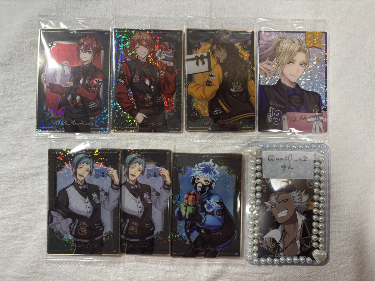 uno0_s2's tweet photo. 【 交換 譲渡 】 ツイステ ツインウエハース6

譲 ▶︎ リドル エース レオナ ヴィル フロイド オルト or 1枚/150円

求 ▶︎ ジャック or 買取

郵送希望📮買取もしておりますので検索からお気軽にお声がけ下さい。 https://t.co/9eYRajMXMl