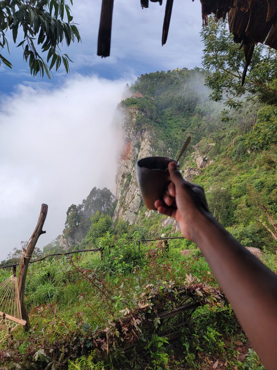 hk_jr08's tweet photo. Coffee with a view☕️ https://t.co/torYYAJ0Pa
