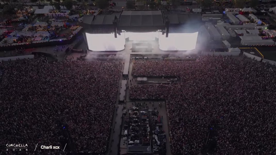 Glastopia tweet media