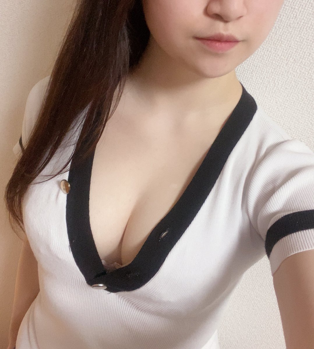 こんにちは(ू•‧̫•ू⑅)💞

今日雨降っててちょっと寒いね😂
でもうるとあったまったら寒くないよ🌟

久しぶりに代々木新宿るーむに
19〜5で出勤❥

お部屋あったくして待ってるからね🪽
ご予約お待ちしております🧚‍♂️✨