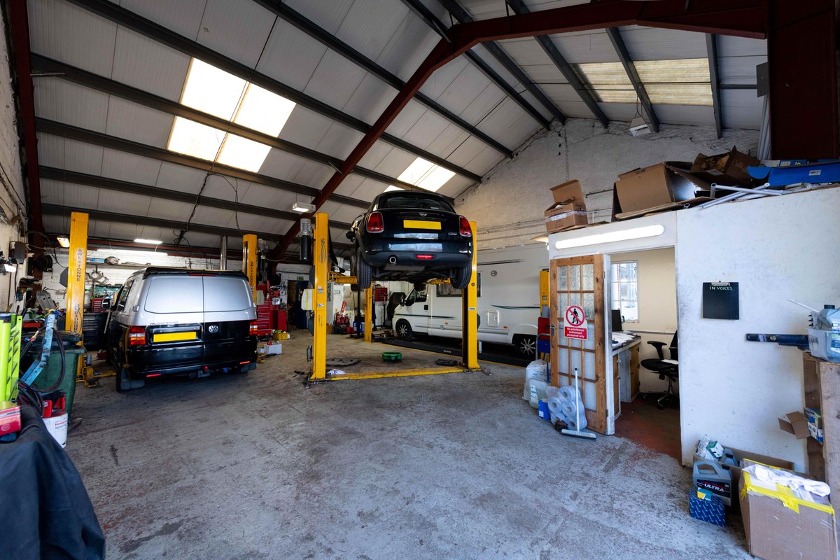 leponline's tweet image. 40 years of achievements at Heysham garage – owner pays tribute to his family, loyal workforce and customers
#AD #HGVehicleServices #Servicing #MOT #Tyres #Heysham #garage

trib.al/QY5xadE
