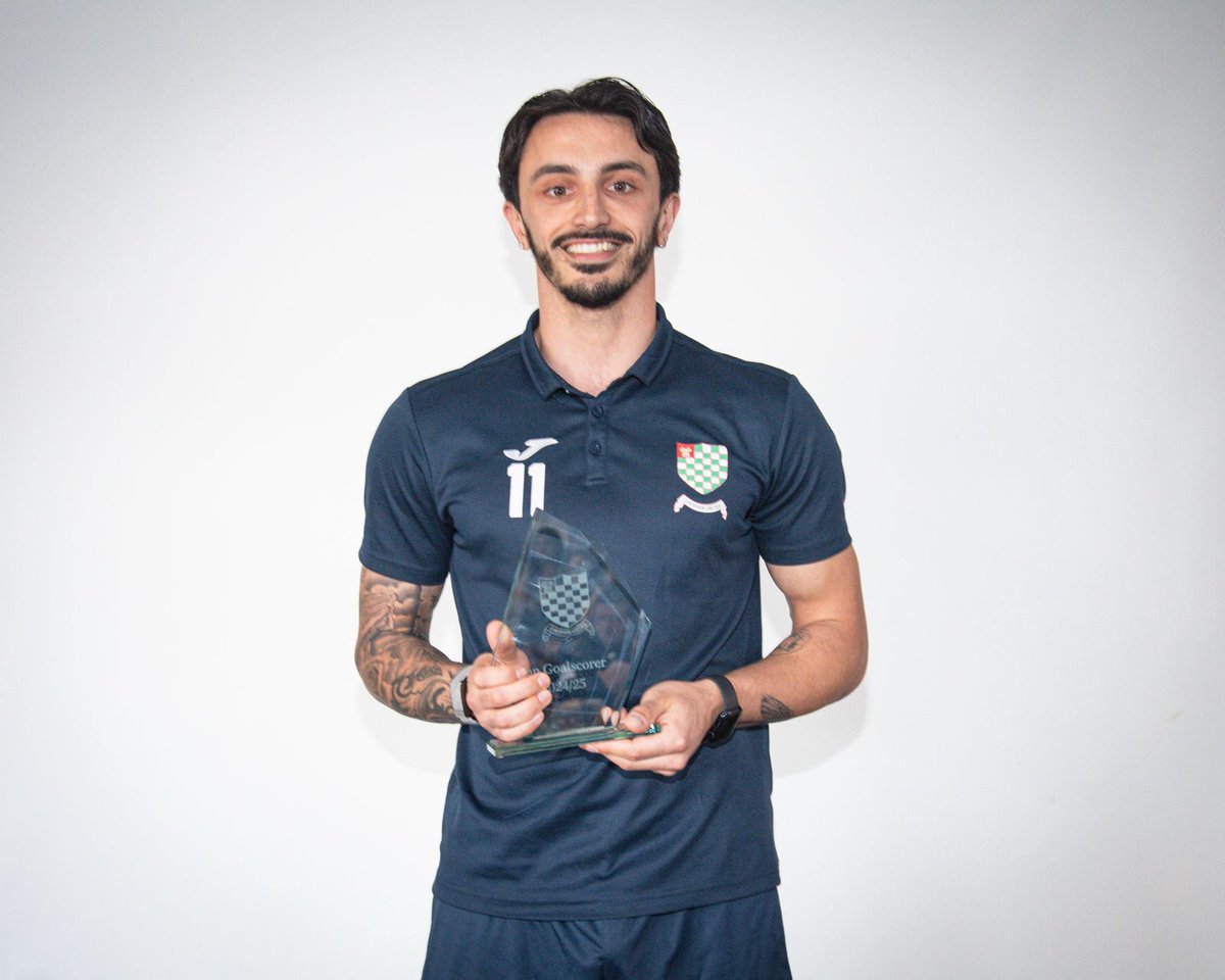 Chesham United FC tweet media