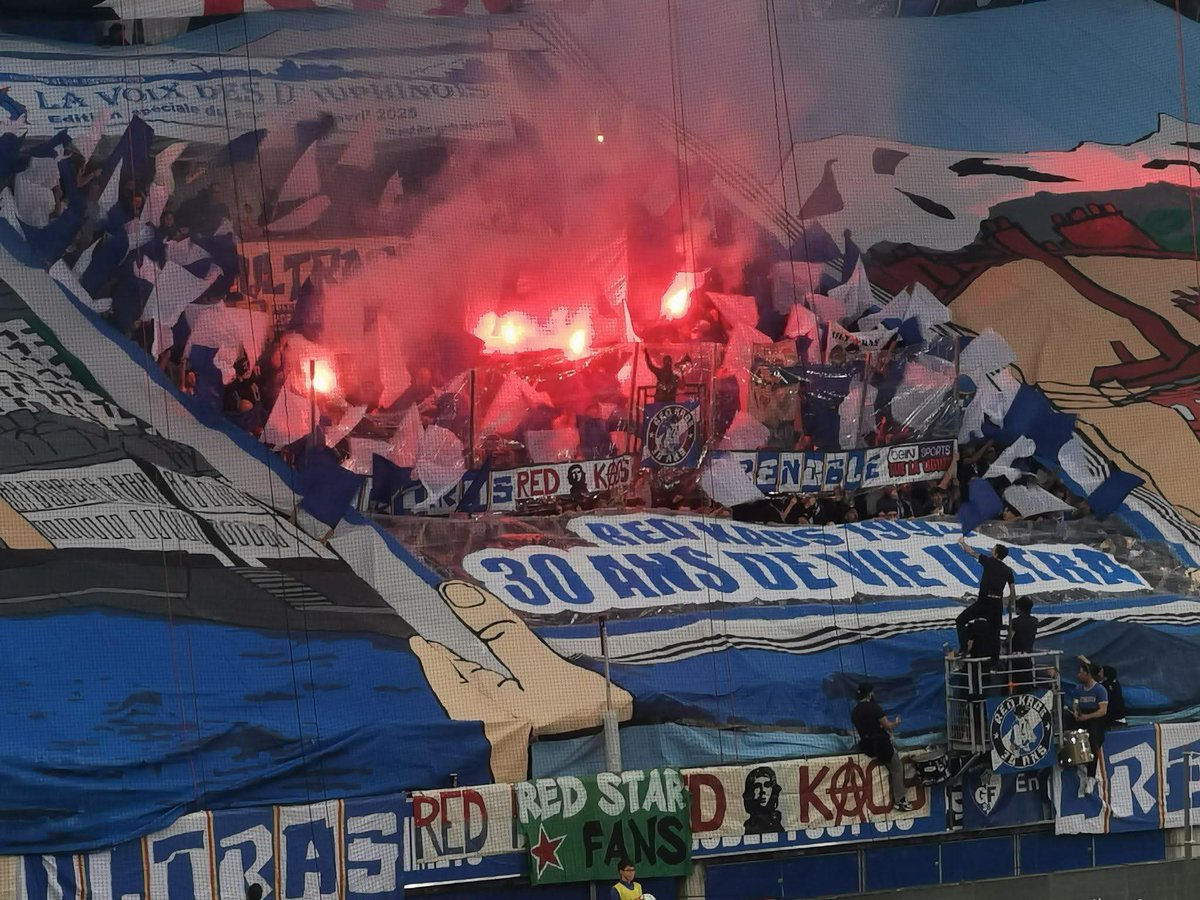 UltrasMadeinFR's tweet photo. ⚽️ Grenoble - Paris FC
📢 30 ans des Red Kaos 1994 !
📆 Samedi 12 avril 2025 
📸 @GF38_Officiel / @FredericSougey 
#GF38PFC https://t.co/UG5jZHehIV