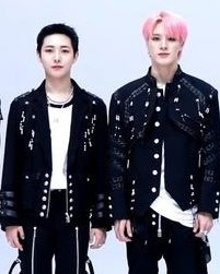 cremejrulee's tweet photo. They switched 🥹🥹🥹🥹 https://t.co/VZUXaLlfIk