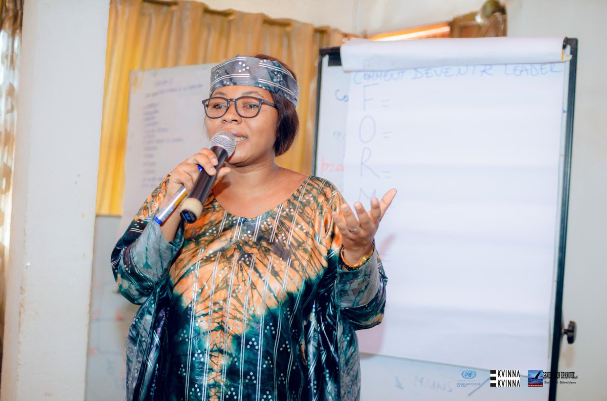 GEpanouie's tweet photo. À l'issue de cette formation, tenue à l'hôtel Mont Kahuzi de Bukavu, elles se sont engagées à pours8vre la lutte pr leurs droits dans leur communauté.
Mme Esther @SMusimwa73038 a encouragé les participantes à être confiantes, soulignant k les femmes peuvent briser les stéréotypes https://t.co/uMZPIMA8Ki