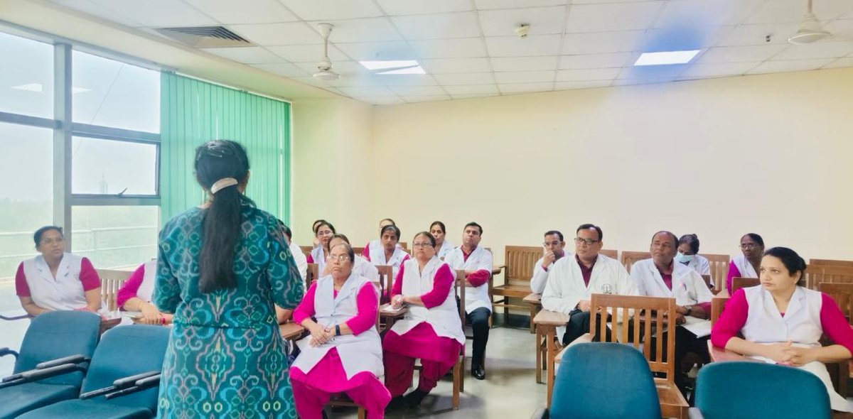 SJHDELHI's tweet photo. #SwachhtaPakhwada@SJH Training for Senior Nsg Officers conducted by HIC Team on IPC practices, MDV policy, aseptic techniques, spill mgmt., NSI, hand hygiene, PPE, Env.  cleaning, disinfection &amp; sterilisation- strengthening patient safety and infection prevention. https://t.co/Y9PWKkiUw9