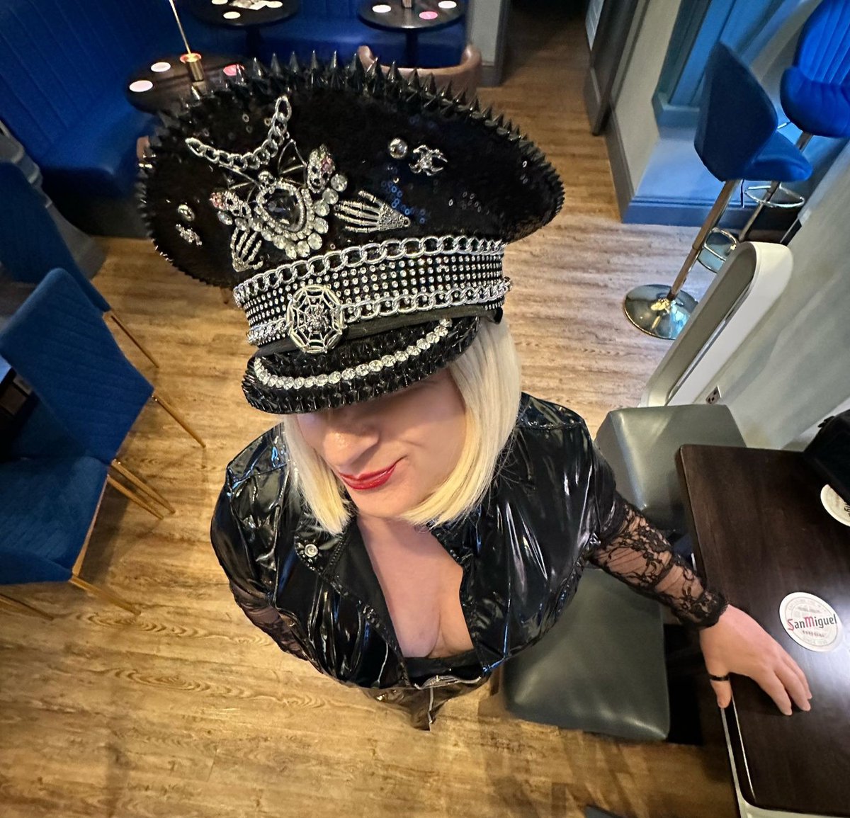 Mistress Catriona Dark 🍍 (@catrionaxs) / Posts / X
