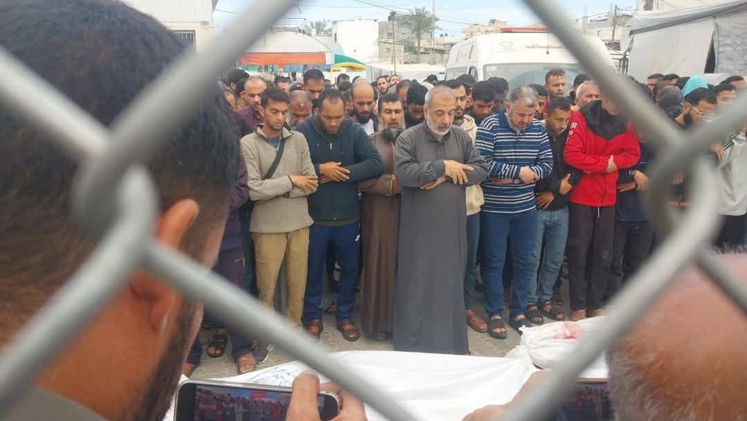 رفقا بفؤاده يا الله!
#غزة