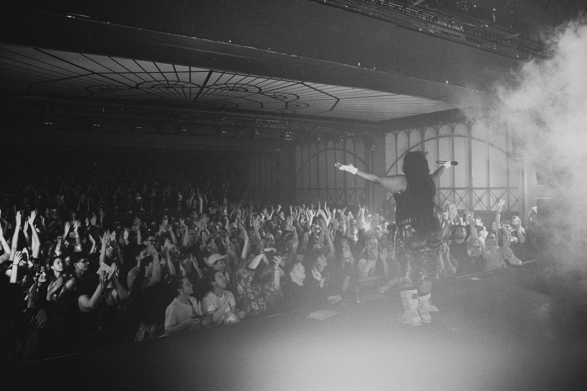 yseultofficiel's tweet photo. #MENTALTOUR 🖤🩹 https://t.co/TIduYBdJBr