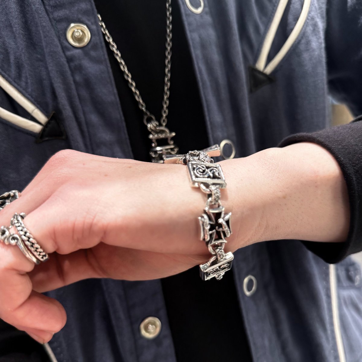 SNAKED LOWS ブレスレット SNAKED LOWS｜シルバーアクセサリーディールデザイン