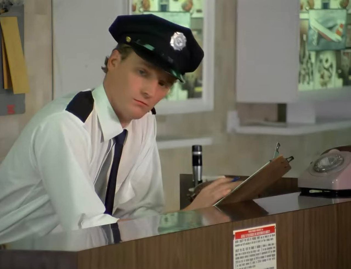 CI5BDC's tweet photo. Ep Where The #Jungle Ends - Another of Dave Church on location TWA Air Terminal, 380 Kensington Higj St #kensingston #london #W14 #theprofessionals #ci5   Wednesday 27th July 1977 https://t.co/7bpez7gU1F