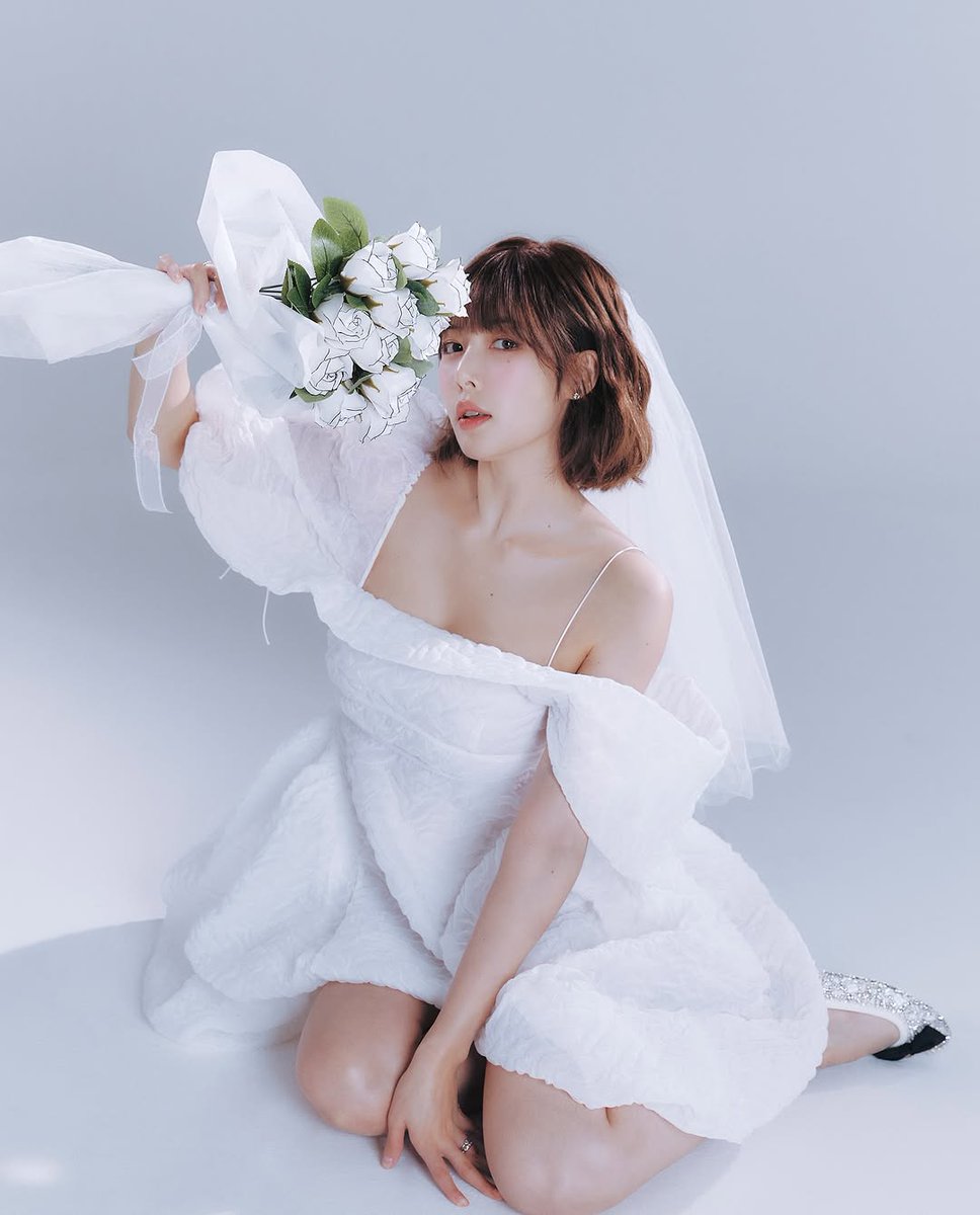 aerlemousse's tweet photo. DEBUNKING LIES ABOUT HYUNA &amp; YONG JUNHYUNG. A THREAD: https://t.co/BzCTgqSNso