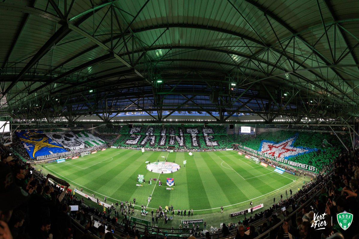Le Chaudron sous ses plus belles couleurs pour le derby face à l’OL. 💚🤩

📸 <a href="/ASSEofficiel/">AS Saint-Étienne</a>