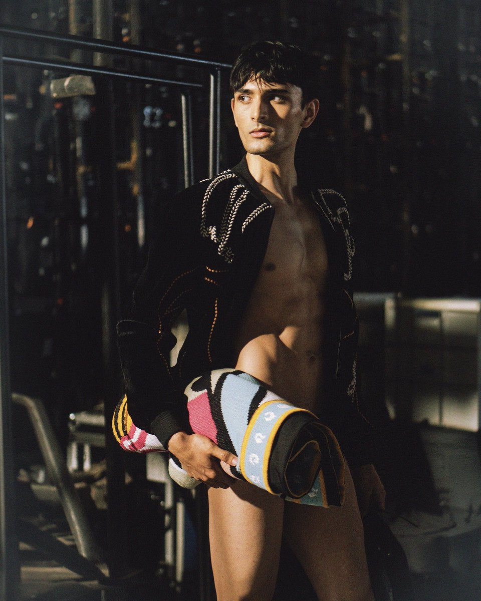 ShakeSingh3's tweet photo. LFW x S&amp;N https://t.co/Ic9DbBQeb8