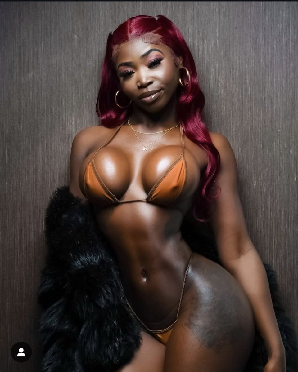 African_Girls1's tweet photo. @MphoMosek19 Hi my beautiful people 🫂it’s been a while ❤️❤️ https://t.co/mO9aToQjiO