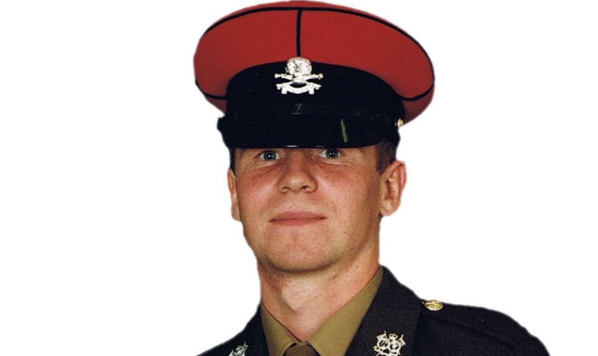 21st April, 2008

Trooper Robert Paul "Chesney" Pearson, aged 22 from Grimsby, and The Queen's Royal Lancers, was killed when the vehicle he was driving, struck a mine as he was returning to Camp Bastion in Helmand Province, Afghanistan 

Lest we Forget this brave young man  🏴󠁧󠁢󠁥󠁮󠁧󠁿🇬🇧