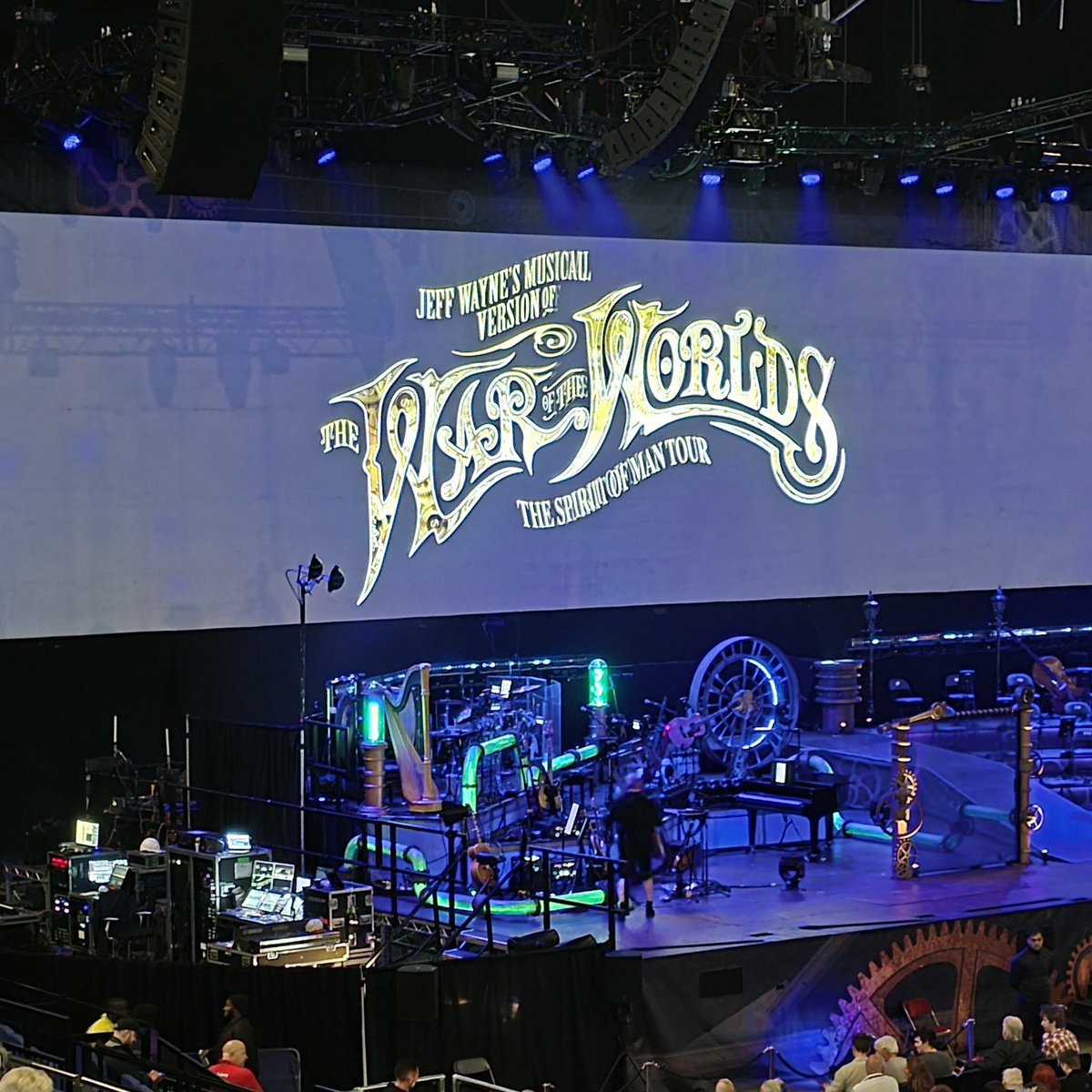 waydgaming's tweet photo. Eagerly awaiting Jeff Wayne's Musical version of The War of the Worlds: The Spirit of Man Tour to kick off 😍🤩😍

#TheO2 #London #TheEveOfTheWar #waroftheworlds https://t.co/KODww29Bfu