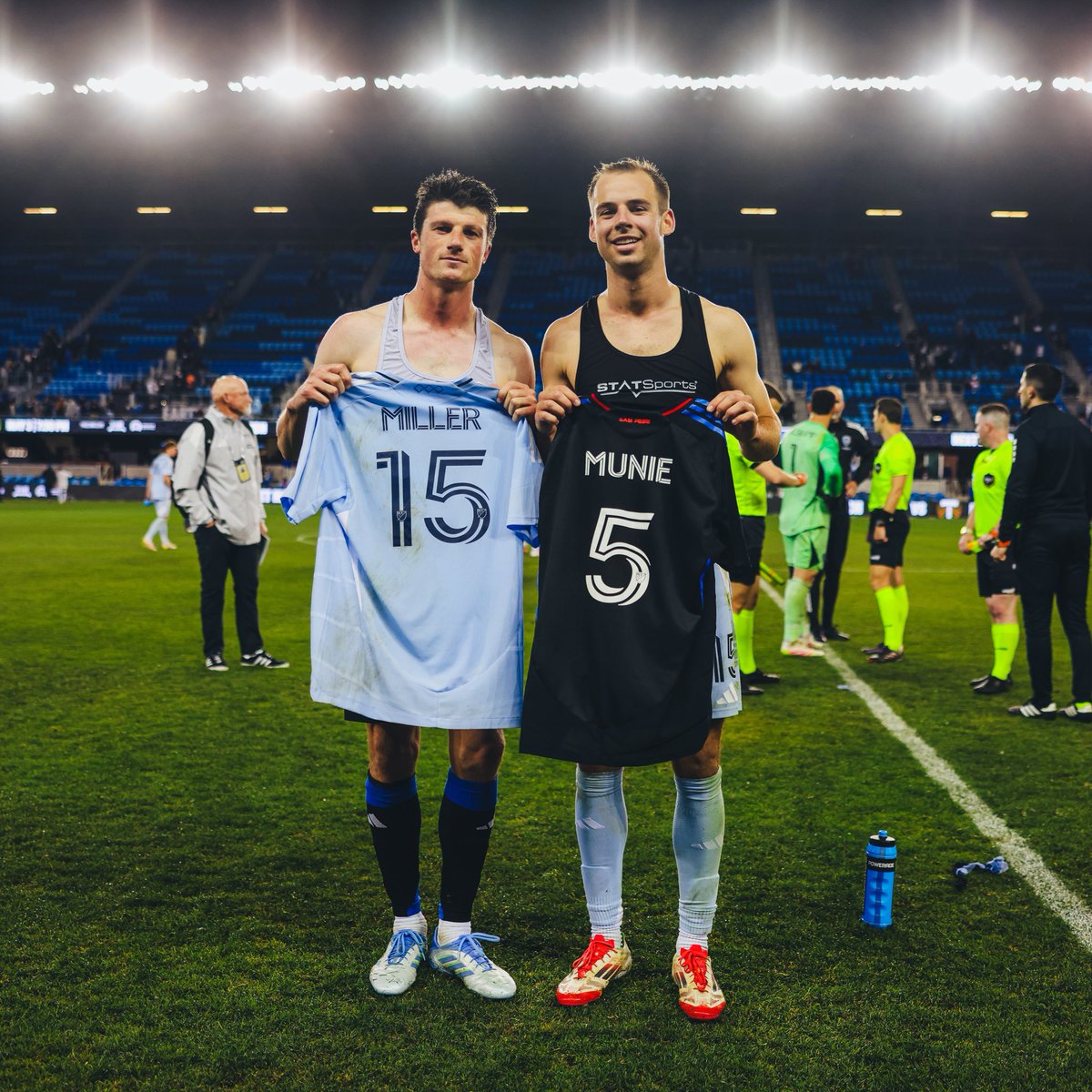 Indiana Men's Soccer (@indianamsoc) on Twitter photo The Lou ๐ IU ๐ MLS. 
<a href="/DMunie/">Daniel Munie</a> ๐ค <a href="/jansenmiller_/">Jansen Miller</a> 
๐ธ @sportingkc | #ProIU The Lou ๐ IU ๐ MLS. 
<a href="/DMunie/">Daniel Munie</a> ๐ค <a href="/jansenmiller_/">Jansen Miller</a> 
๐ธ @sportingkc | #ProIU