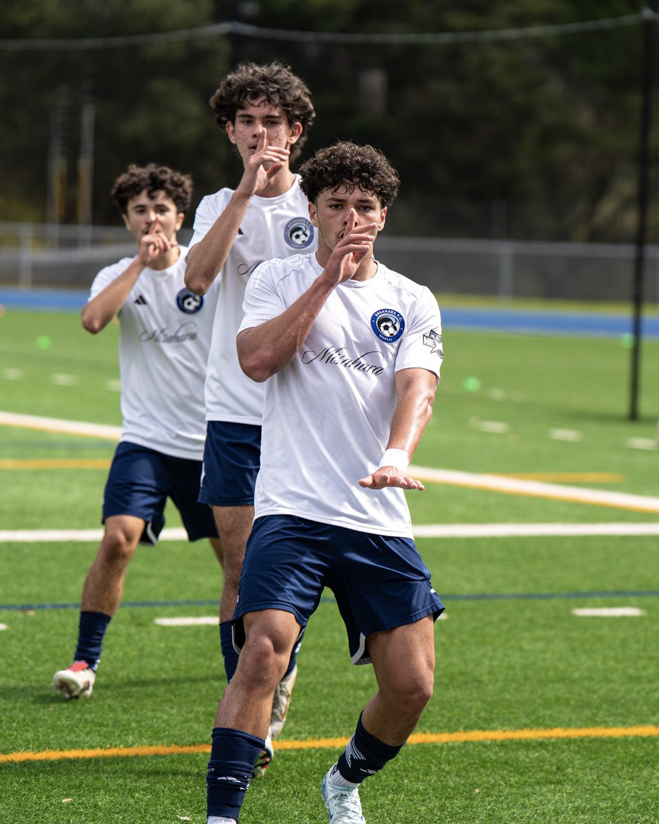 BreakersAcademy's tweet image. When we score, we celebrate as one.
Silent but loud. Breakers energy. 🔥
#BreakersFC #TeamCelebration #OneUnit #GoalMoment