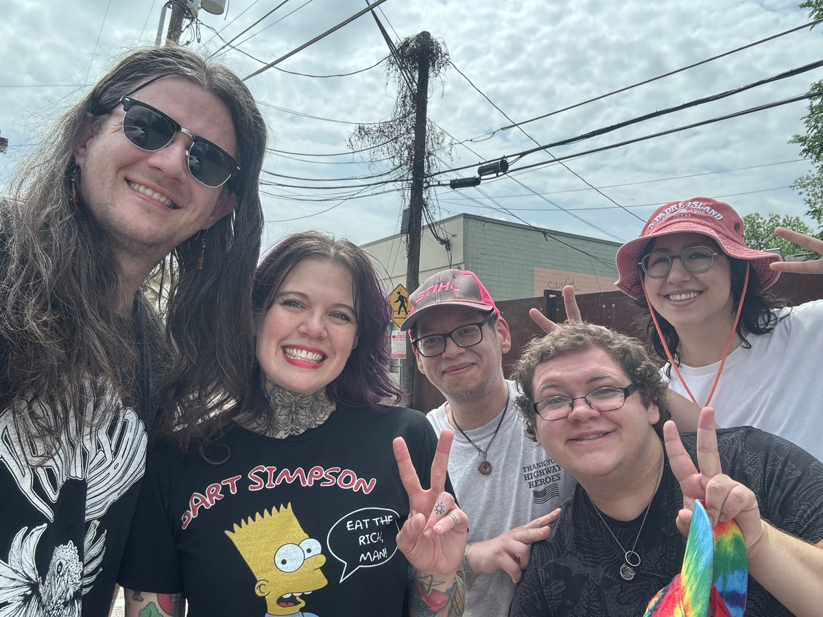 Red Help ATX tweet media