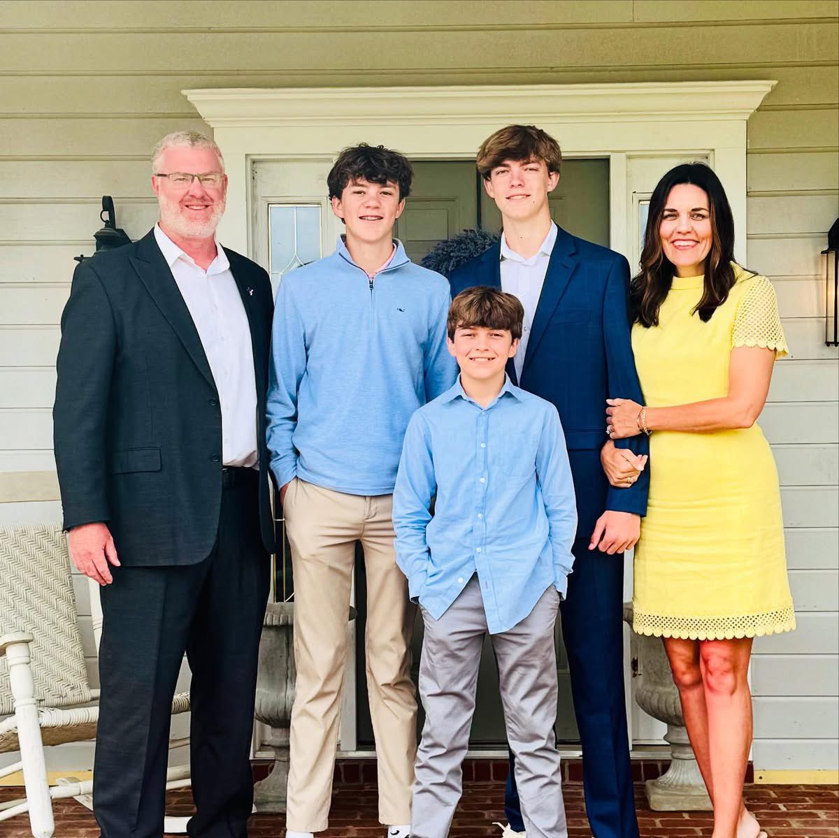 Reed Stringer (@coachstringer) on Twitter photo He is risen!  Happy Easter! He is risen!  Happy Easter!