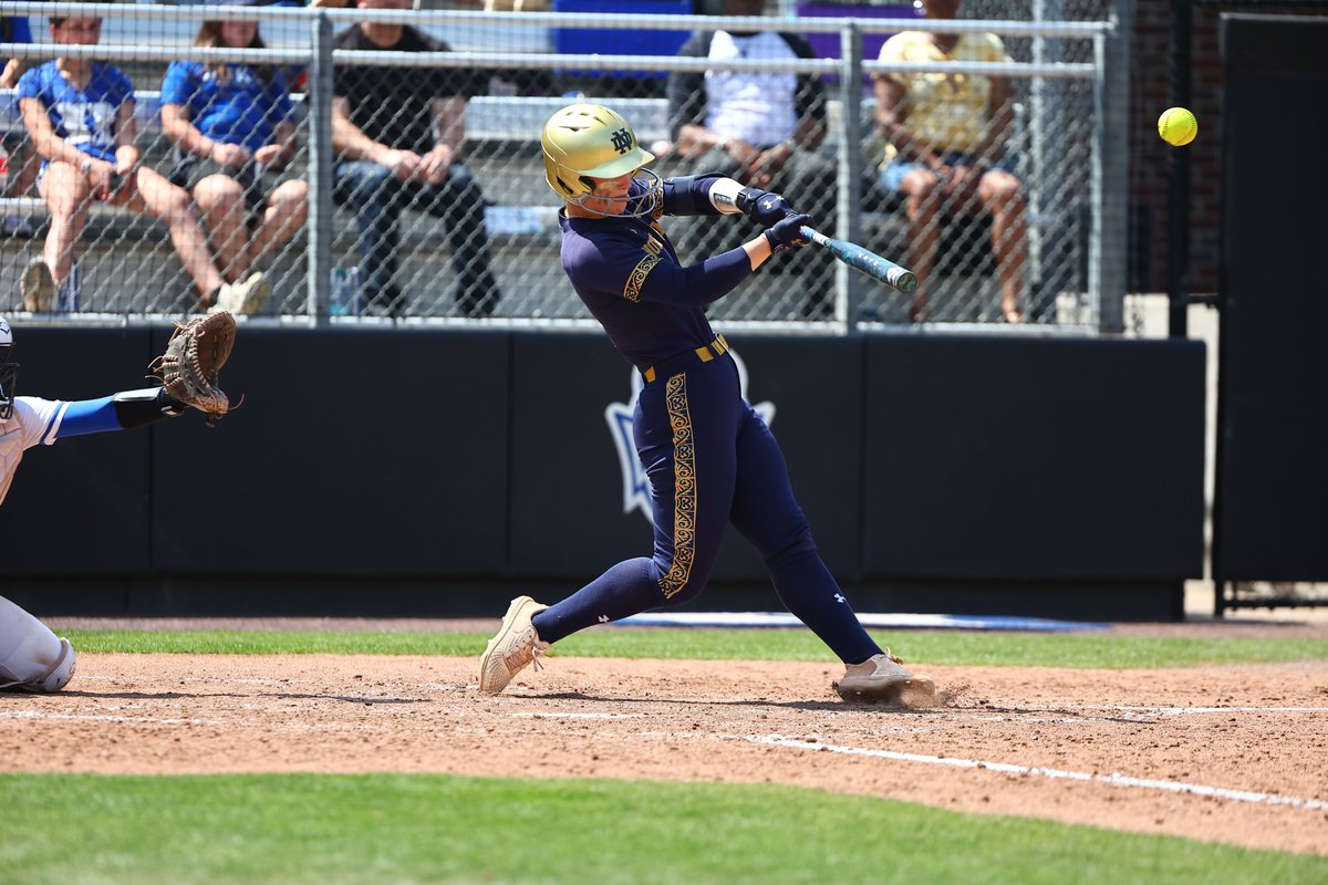 D1Softball (@d1softball) on Twitter photo Addison Amaral shined with two two-run home runs as Notre Dame upset No. 17 Duke in Game 3 of the series.
📸 <a href="/NDsoftball/">Notre Dame Softball</a>
Find more in the Saturday Daily Dozen⬇️
🔗 d1softball.com/daily-dozen-sa… Addison Amaral shined with two two-run home runs as Notre Dame upset No. 17 Duke in Game 3 of the series.
📸 <a href="/NDsoftball/">Notre Dame Softball</a>
Find more in the Saturday Daily Dozen⬇️
🔗 d1softball.com/daily-dozen-sa…