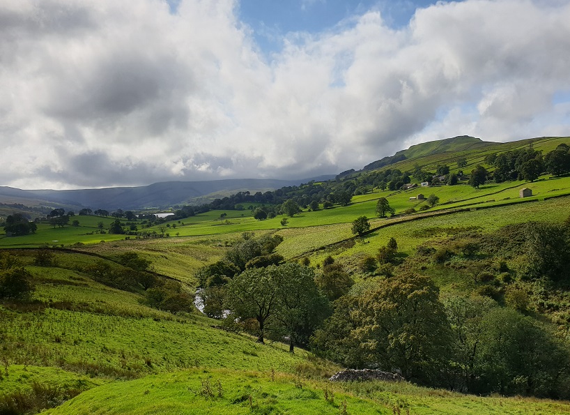 Most of the Summer Sunday DalesBus network will be running again tomorrow, Easter Monday, giving lots of opportunities to explore the Yorkshire Dales.
However buses 830, 857, 858 &amp; 859 don't run on Bank Holidays,and Garsdale bus 113 will run weekday times.
dalesbus.org/sundays