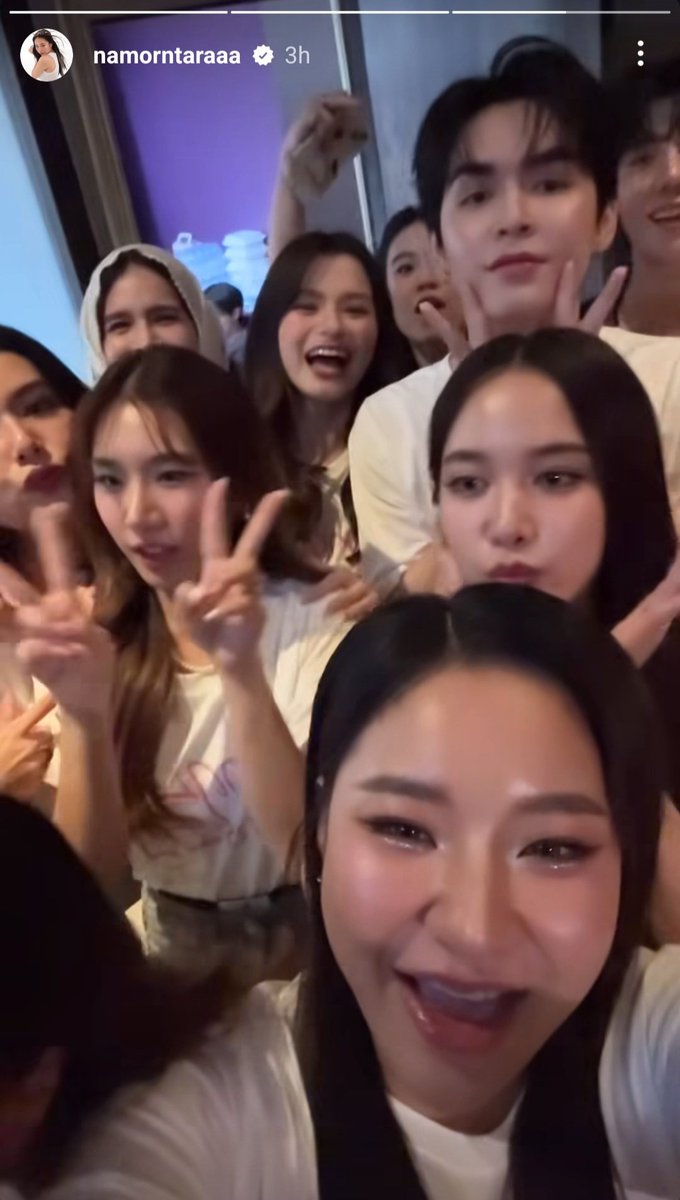 limmegan19's tweet photo. GAP THE SERIES REUNION
#ทฤษฎีสีชมพูRerunFinal
#ฟรีนเบค #FreenBecky
#srchafreen #beckysangels
#namorntaraaa #hengpnp
#irinning #noeyvrk
#mindsawaros #POTIDA
#mintuiw #nonratchanon
#Baitoey_Punnisa
From P'nam~
Absolutely cuties. Look at the casts of GAP The Series. Oh much misses to everyone naaa🖤🩷FreenBecky🫶🏻🤍💕, NamHeng, IrinNoey, P'mint, P'non, P'mind, P'ampere, P'chompoo , P'baitoey. See yall on the next na!