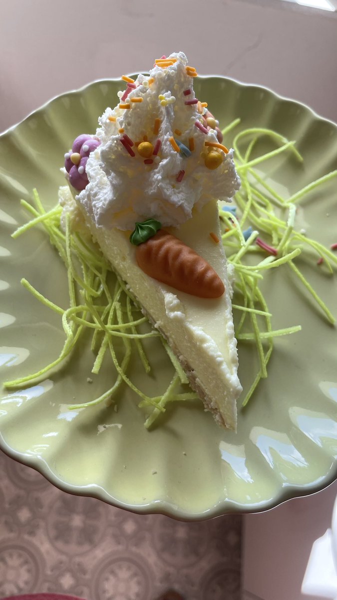 anjaaatjuh's tweet photo. Taart!!! ๐ #pasen #kwark #homemade https://t.co/u8gwFnZ6Xp