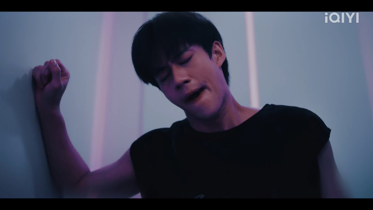 LiirBL's tweet image. If you don't know about My Stubborn, let me summarize the plot of Ep1 for you!
Sorn and Jun work together and fight and prank each other all the time.  But everything changes when Sorn finds Jun at a party and... rescues him from an erection that won't go down
#MyStubbornEp1