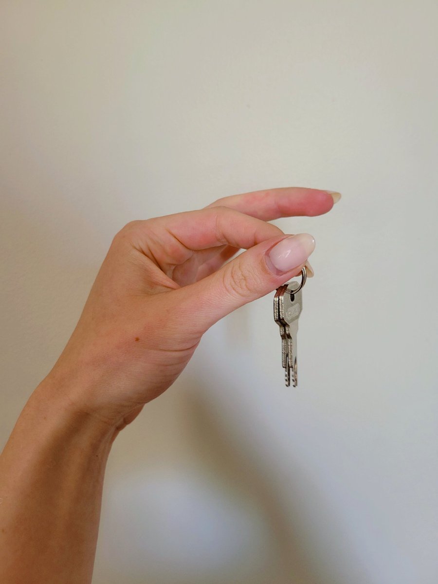 𝑱𝒖𝒍𝒊𝒂 𝑭𝒍𝒐𝒘𝒆𝒓𝒃𝒐𝒎𝒃 tweet media