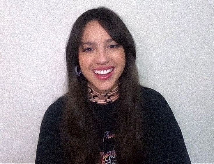Billmuse01's tweet photo. Rae (@Raelile) Por medio de un encuentro exclusivo con nosotros, compartió revelaciones sobre su más reciente proyecto, “Sour” del cual se especula, podría tratarse de su álbum debut o según algunos rumores, de una nueva colaboración con Lancôme. .

 — 🖇️  [ . . ]  Billboard. https://t.co/OEMpLSCJnt