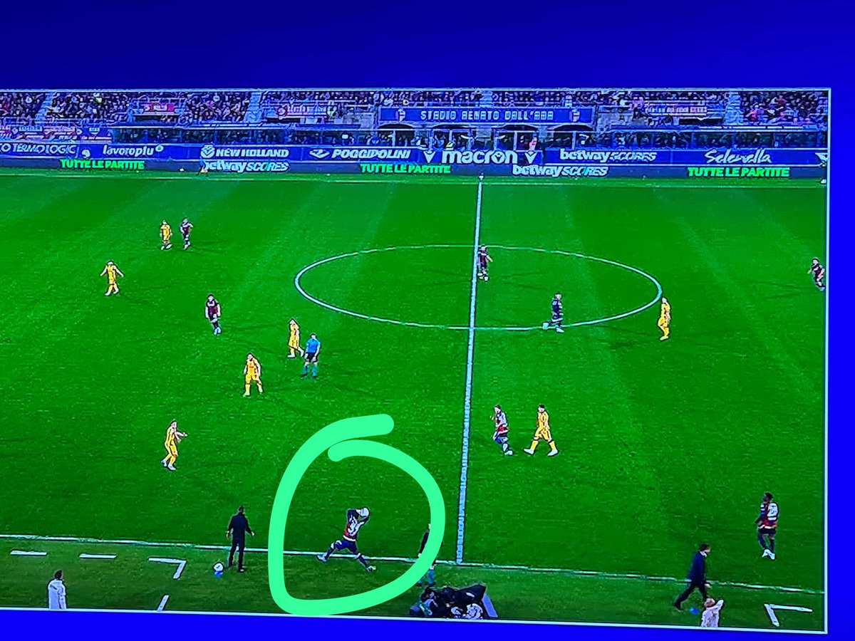 Il viandante 🖤💙⭐⭐ tweet media