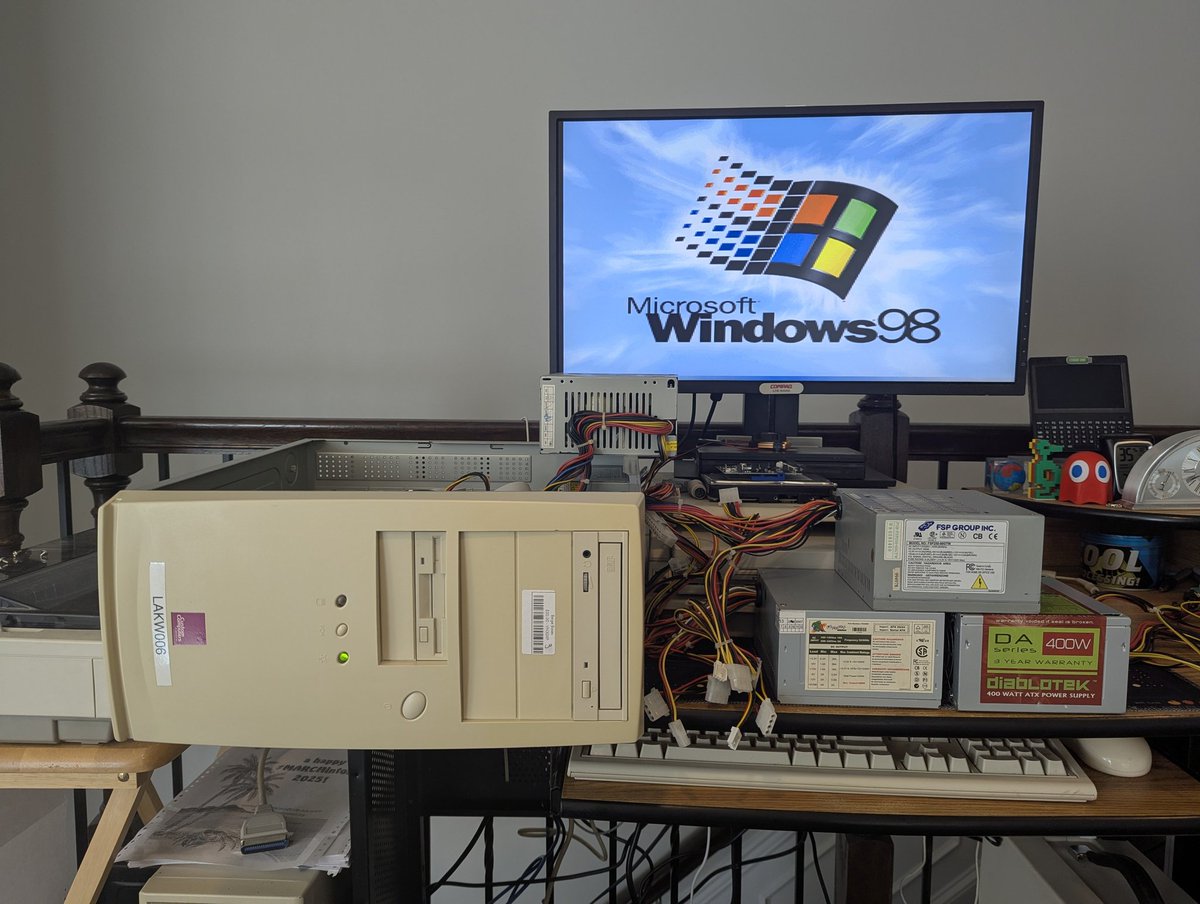 RetroTech Chris tweet media